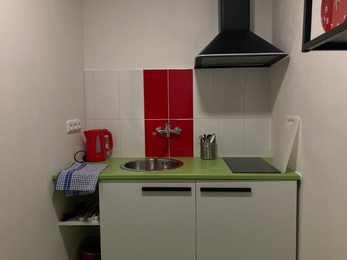 Capsule Hostel Zizkov Tower Praga Zewnętrze zdjęcie