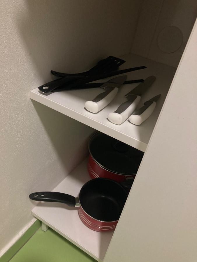 Capsule Hostel Zizkov Tower Praga Zewnętrze zdjęcie